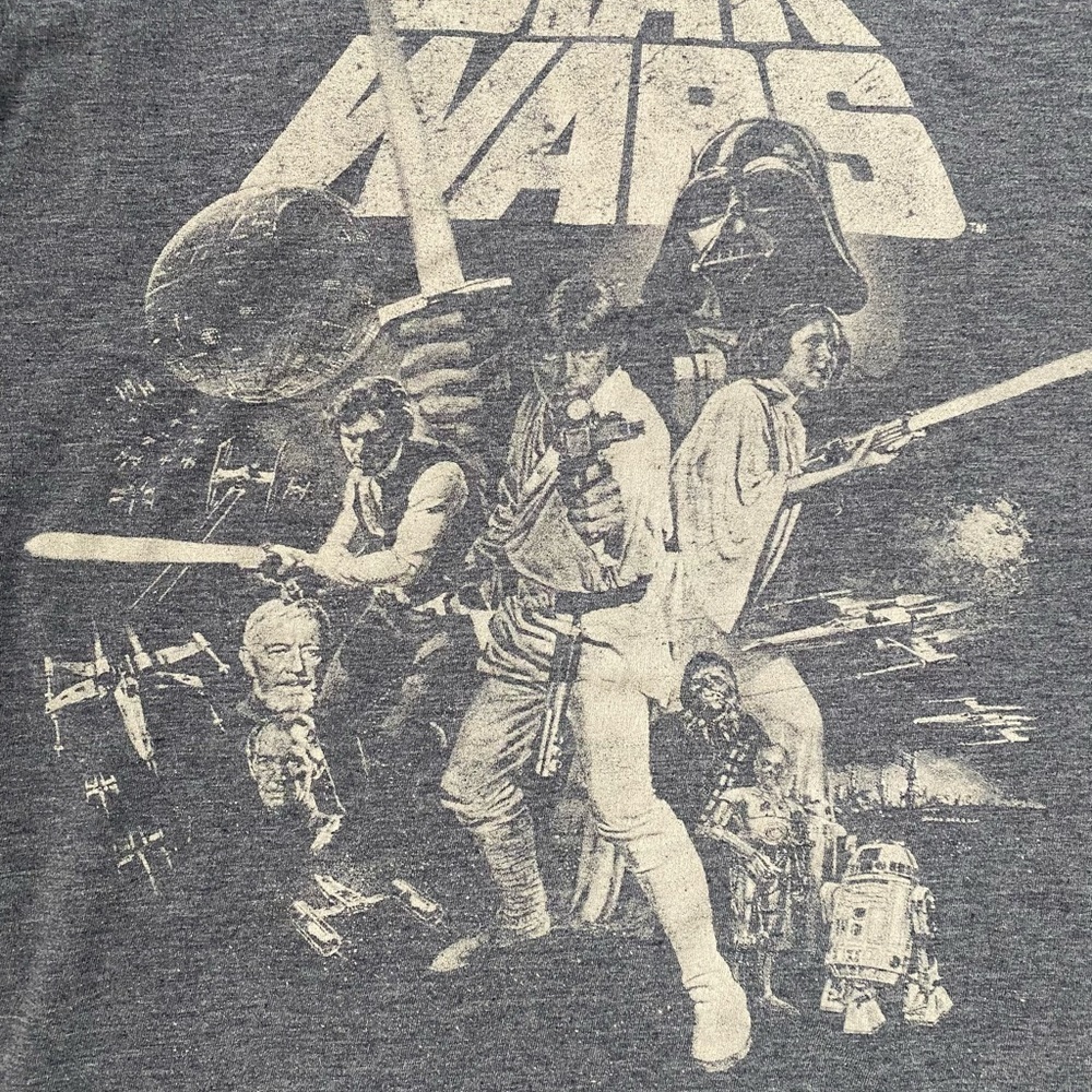Star Wars Gray Graphic T-Shirt Small - Picture 2 of 4
